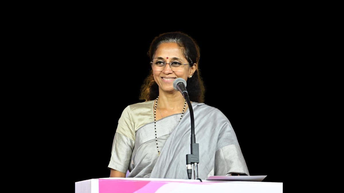 NEET 2025 Controversy: नीट परीक्षा अनियमितता, विद्यार्थ्याच्या OMR शीटच्या कथित छेडछाड; सुप्रिया सुळे आक्रमक; चौकशीची मागणी