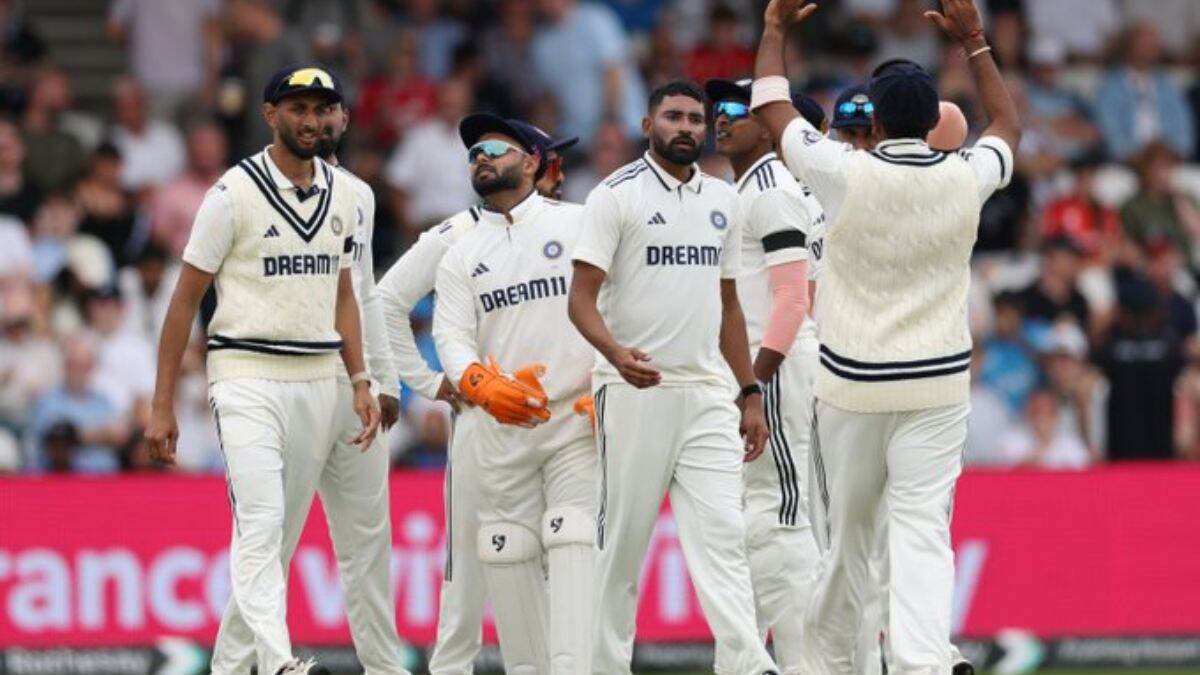 IND vs ENG 1st Test 2025 Day 2 Live Score Update: इंग्लंडचा निम्मा संघ तंबूत, 20 धावा काढून कर्णधार बेन स्टोक्स पॅव्हेलियनमध्ये परतला; सिराजला मिळाली विकेट