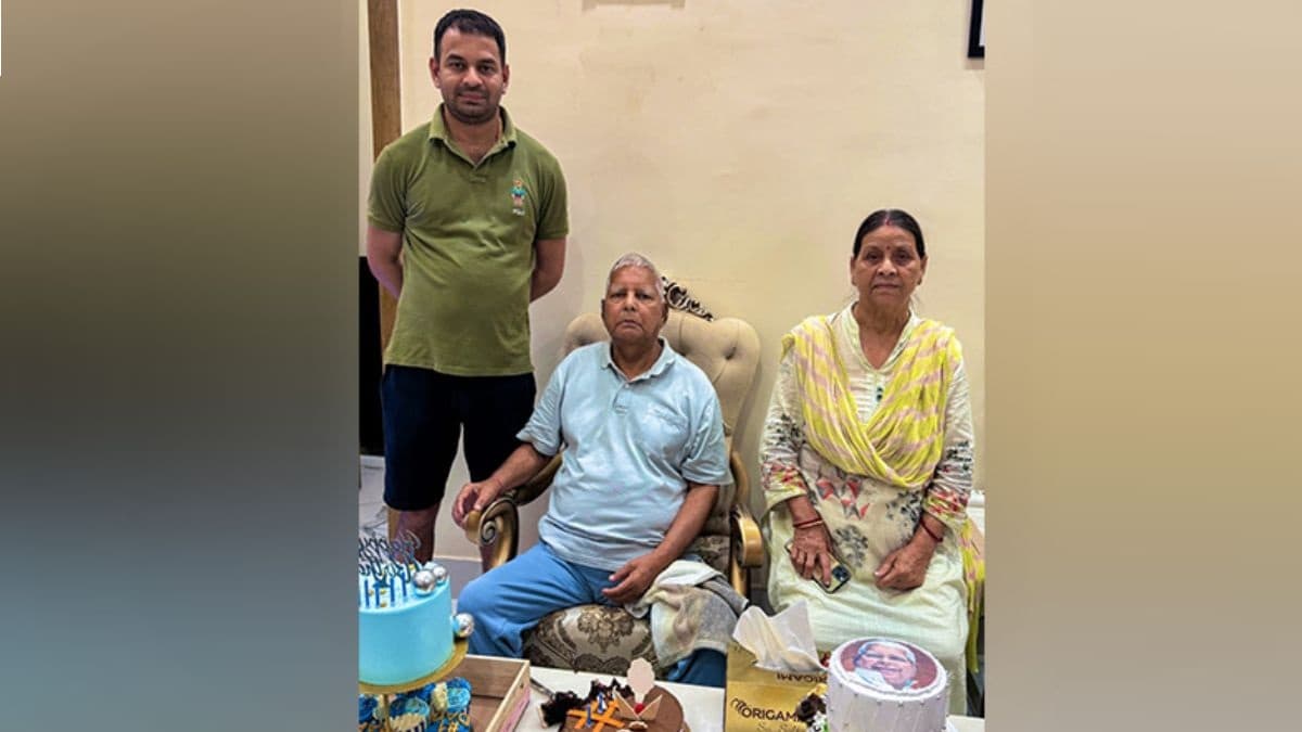 Tej Pratap Yadav Expelled: तेज प्रताप यादव यांनी सोडले मौन; राजद आणि परिवातून हकालपट्टी झाल्यानंतर प्रथमच दिली जाहीर प्रतिक्रिया