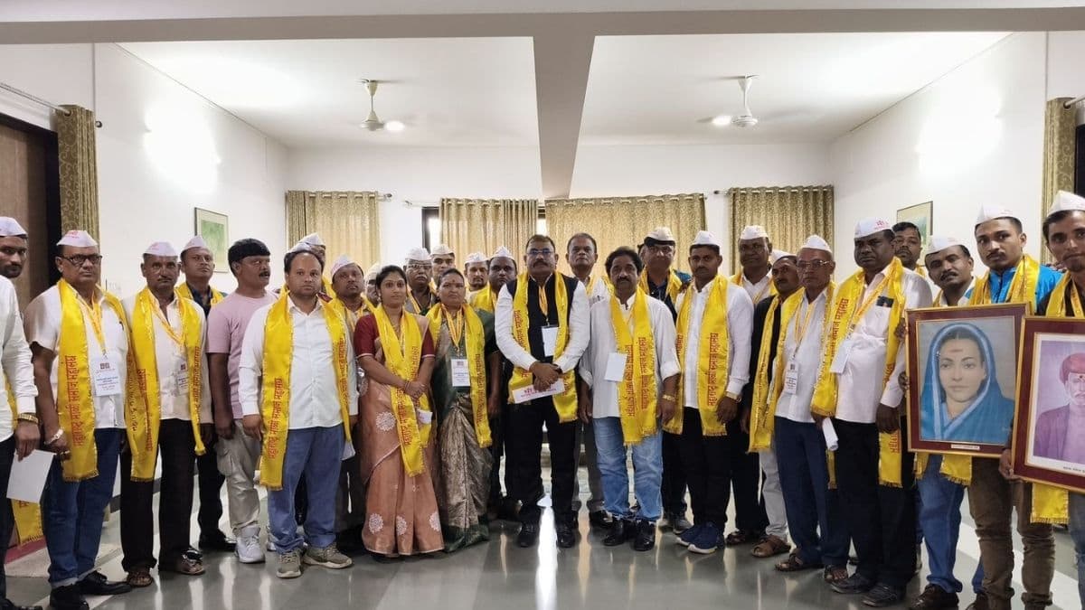 महाराष्ट्र माळी समाज महासंघाची राज्यस्तरीय कार्यकारणी बैठक नाशिक शासकीय विश्रामगृह संपन्न
