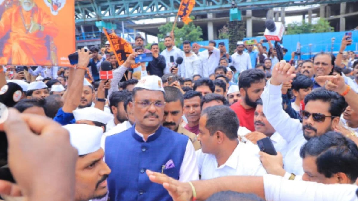 Mira Bhayandar MNS Morcha: मीरा भाईंदर मधील मराठी अस्मितेच्या मोर्च्यात मंत्री प्रताप सरनाईक पोहचताच 'गो बॅक..' च्या घोषणा; बाटली देखील भिरकवली