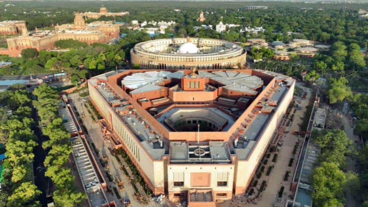 Monsoon Session 2025: संसदेचे पावसाळी अधिवेशन आजपासून सुरु, पहलगाम दहशतवादी हल्ला आणि ऑपरेशन सिंदूर मुद्द्यांवरु केद्राची कसोटी