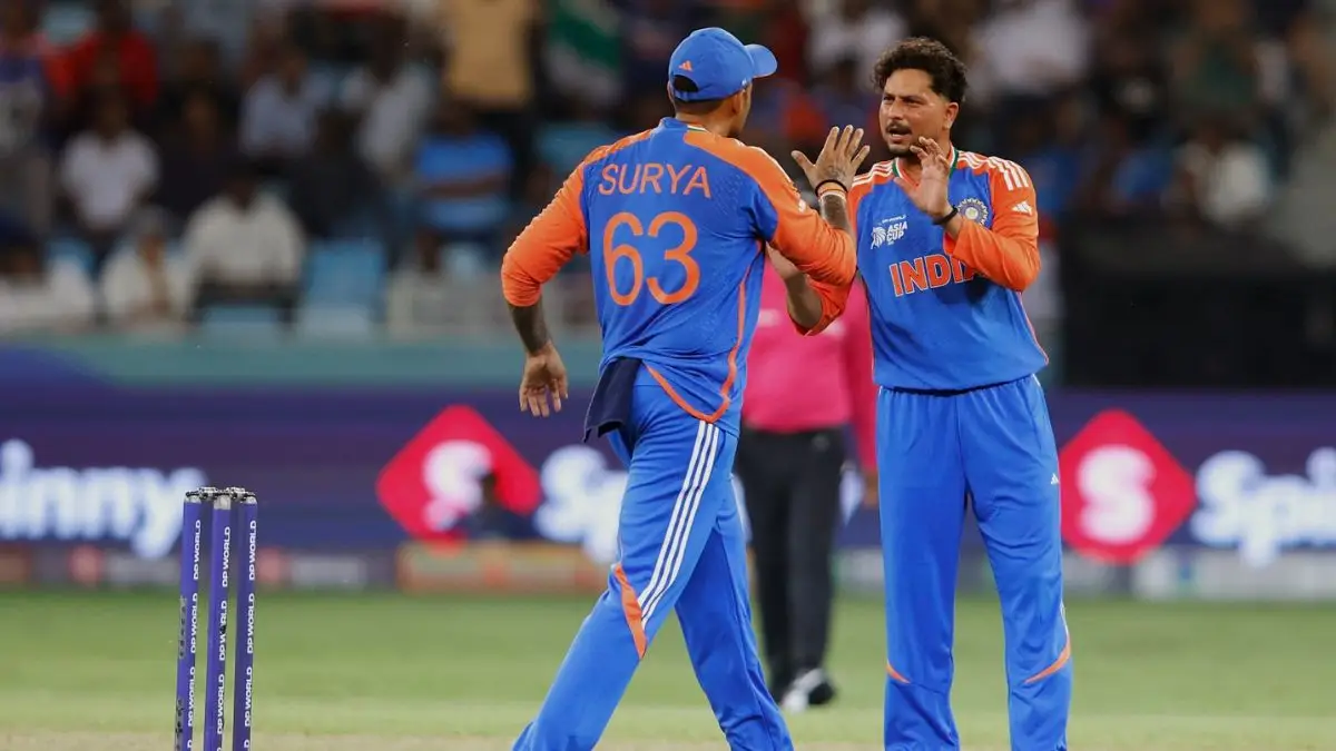 कुलदीप यादव ठरला गेम चेंजर! यूएईविरुद्ध केली ‘ही’ मोठी कामगिरी; भुवनेश्वर कुमारचा थोडक्यात विक्रम वाचला
