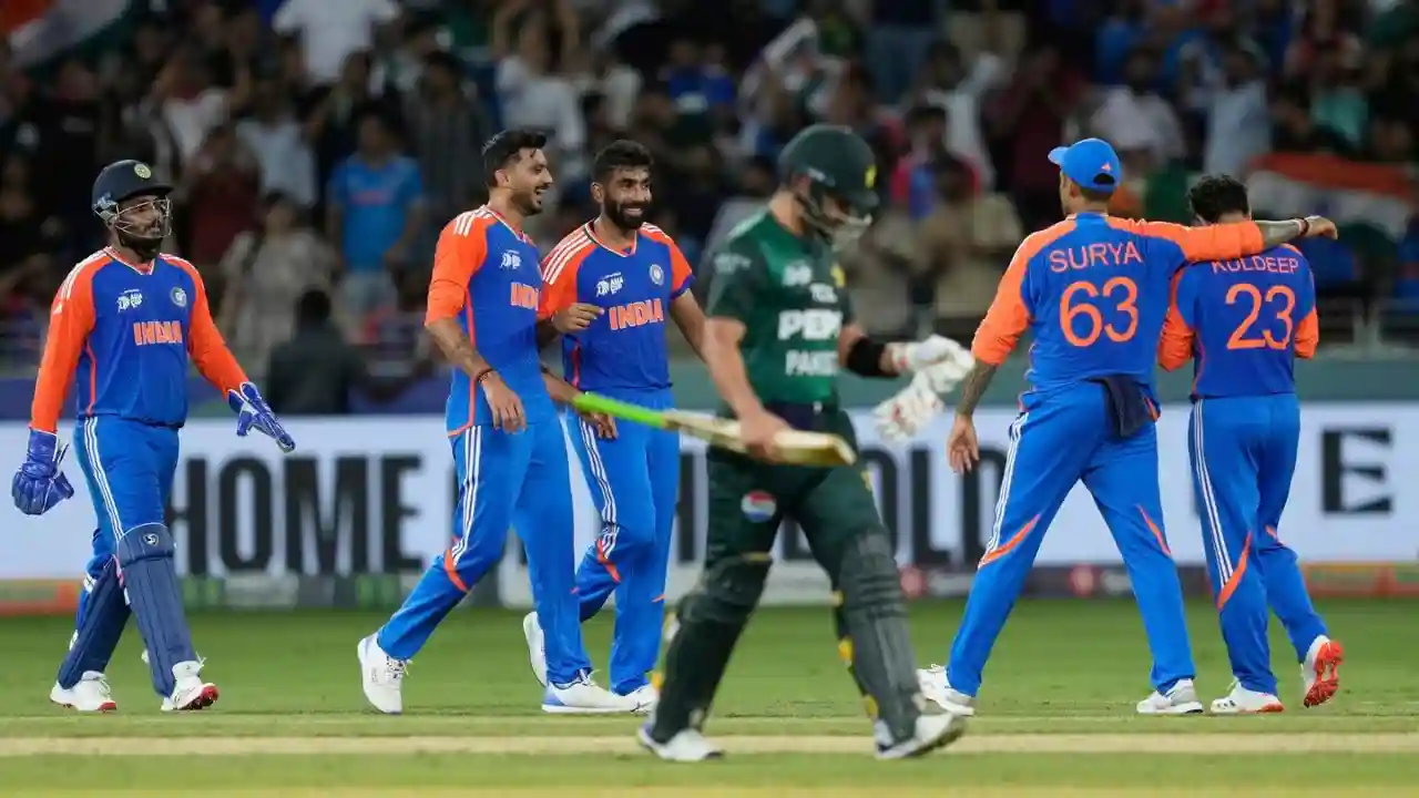 India Beat Pakistan: भारताने पाकिस्तानचा धुव्वा उडवला; दुबईच्या मैदानात 'सूर्याच्या सेने'ची धमाकेदार कामगिरी