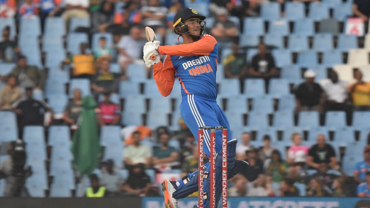 Abhisekh Sharma New Record: अभिषेक शर्माने रचला इतिहास; पाकिस्तानविरुद्ध सर्वात जलद अर्धशतक ठोकणारा पहिला भारतीय ठरला