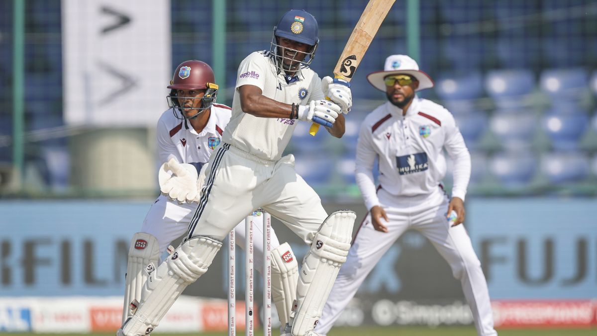 India Beat West Indies: टीम इंडियाने रोवला विजयाचा झेंडा; वेस्ट इंडिजचा 'काम-तमाम' करत २-० ने मालिका जिंकली!
