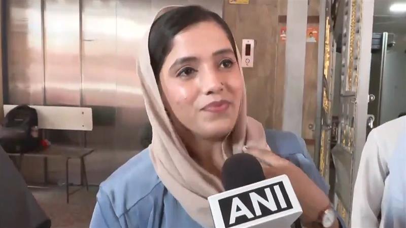 Saba Haroon Khan Statement On Hijab: हिजाब ही आमची अस्मिता; उत्तर भारतीय परंपरेचा दाखला देत ठाकरे गटाच्या नगरसेविका सबा खान यांचे समर्थन