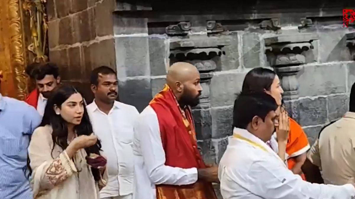 Hardik Pandya ने तिरुमला येथील व्यंकटेश्वर मंदिरात केले मुंडन, मैत्रीण माहिका शर्मासोबत घेतले दर्शन