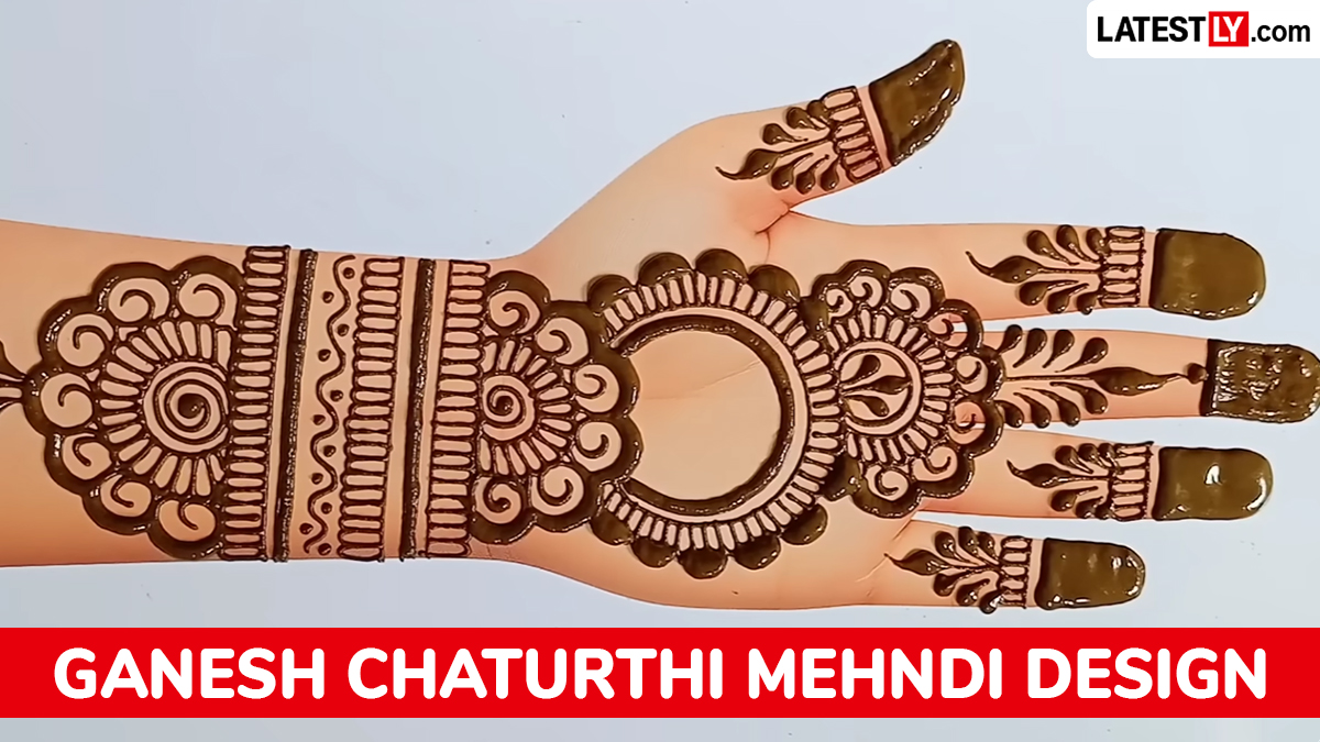 Easy Mehndi Design For Ganesh Chaturthi:बाप्पाच्या स्वागतासाठी हातावर रचा 'बाप्पा' स्पेशल मेहंदी, पाहा सोप्या आणि सुंदर डिझाईन्सआणि शुभ मुहूर्त
