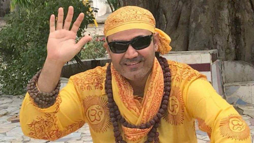 Video: एलन डॉनल्ड यांच्या गोलंदाजीवर गाणे म्हणत फटकेबाजी; जुना व्हिडिओ शेअर करत विरेंद्र सहवाग याच्याकडून आठवणींना उजाळा Video: एलन डॉनल्ड यांच्या गोलंदाजीवर गाणे म्हणत फटकेबाजी; जुना व्हिडिओ शेअर करत विरेंद्र सहवाग याच्याकडून आठवणींना उजाळा