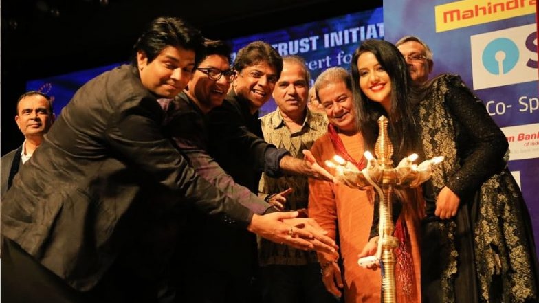 अनुप जलोटा बिग बॉसमधून बाहेर? अमृता फडणवीस यांच्या सोबत कार्यक्रमाला उपस्थिती