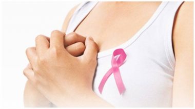 Breast Cancer Awareness Month: सेल्फ ब्रेस्ट एक्झामने घरच्या घरी सुरूवातीच्या टप्प्यावर ओळखा ब्रेस्ट कॅन्सरचा धोका