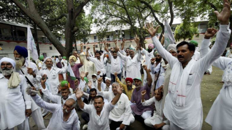 सरकारविरोधात शेतकरी आक्रमक; किसान सभेकडून राज्यव्यापी आंदोलन सरकारविरोधात शेतकरी आक्रमक; किसान सभेकडून राज्यव्यापी आंदोलन