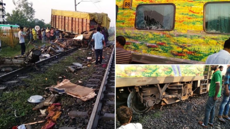 रेल्वे क्रॉसिंग तोडून ट्रकची राजधानी एक्सप्रेसला धडक ; ड्रायव्हरचा मृत्यू रेल्वे क्रॉसिंग तोडून ट्रकची राजधानी एक्सप्रेसला धडक ; ड्रायव्हरचा मृत्यू