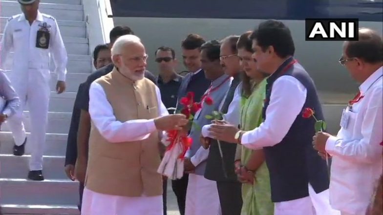 पंतप्रधान मोदी शिर्डीत दाखल; साईंबाबांच्या दर्शनानंतर करणार सभेला संबोधित