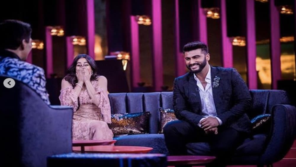 Koffee With Karan Season 6 Episode 3 Watch Online Koffee With Karan 6: करणच्या काऊचवर अर्जुन सोबत जान्हवी कपूरची धम्माल