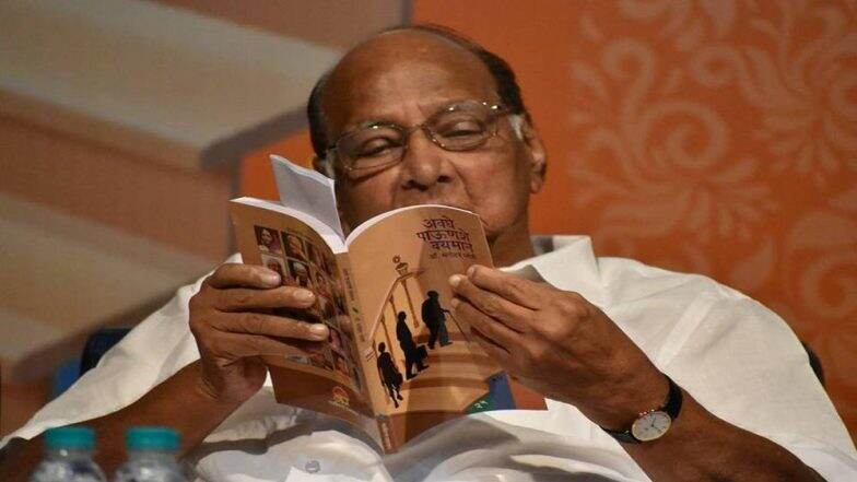 महाराष्ट्रात युतीला नव्या मावळ्यांची गरज तेथे स्वागत होईल, उडणारे कावळे नकोत; 'सामना' च्या अग्रलेखातून शरद पवार यांच्यावर टीका महाराष्ट्रात युतीला नव्या मावळ्यांची गरज तेथे स्वागत होईल, उडणारे कावळे नकोत; 'सामना' च्या अग्रलेखातून शरद पवार यांच्यावर टीका