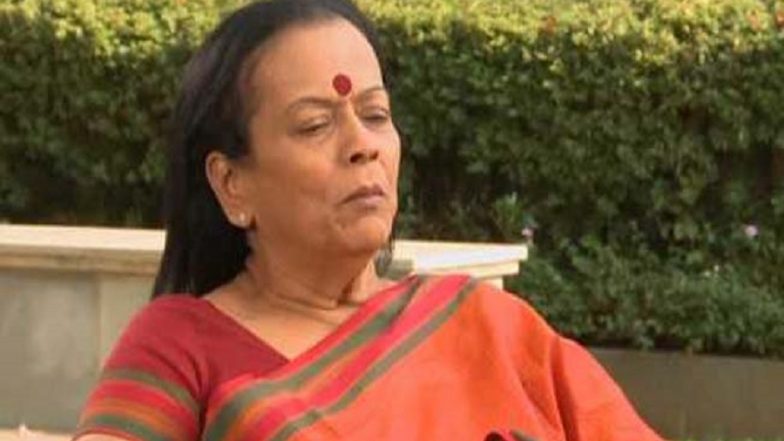 रंगभूमीवरील ‘बंडखोर’अभिनेत्री लालन सारंग यांचे निधन