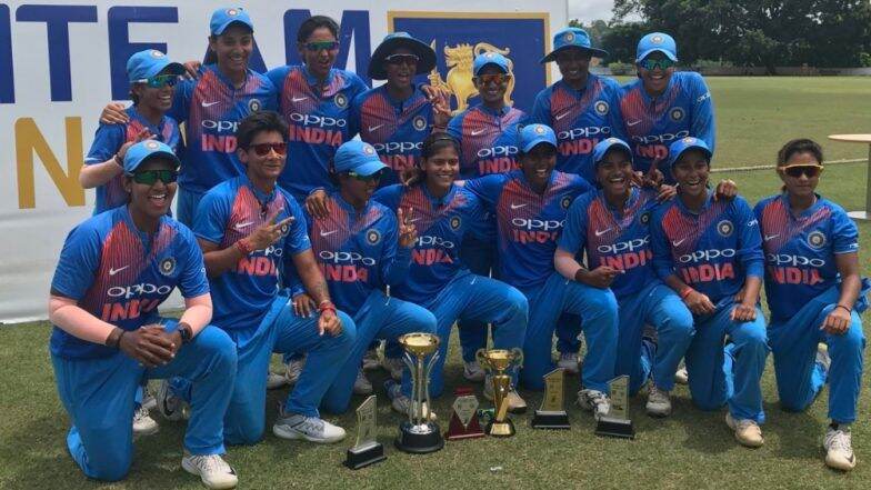 ICC महिला T20 वर्ल्ड कप 2018 : विजयाची हॅट्रिक करत भारतीय महिला संघाचा सेमीफायनलमध्ये धडक ICC महिला T20 वर्ल्ड कप 2018 : विजयाची हॅट्रिक करत भारतीय महिला संघाचा सेमीफायनलमध्ये धडक