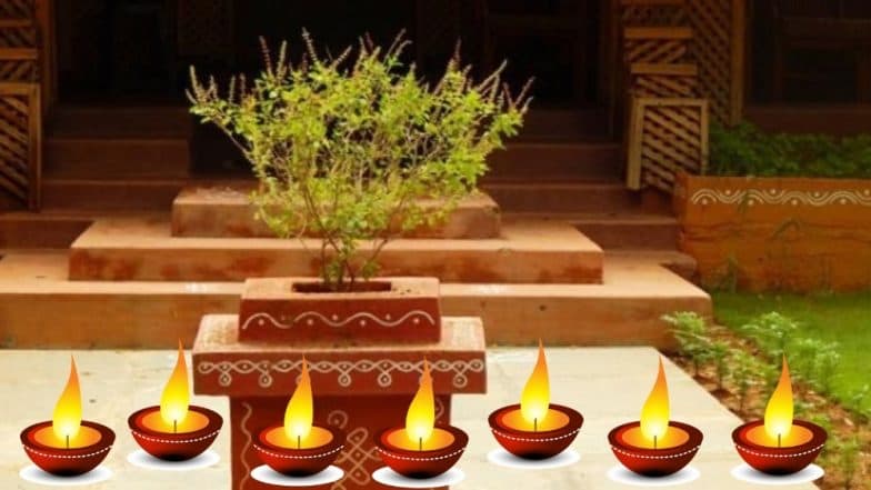 Tulsi Vivah 2019: तुळशी विवाह करताना 'या' गोष्टी केल्यास वैवाहिक जीवनातील समस्या होतील दूर Tulsi Vivah 2019: तुळशी विवाह करताना 'या' गोष्टी केल्यास वैवाहिक जीवनातील समस्या होतील दूर