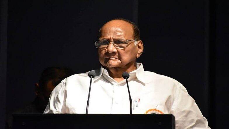 मुसळधार पाऊस, पूरस्थिती विचारात घेऊन सरकारने शेतकऱ्यांची संपूर्ण कर्जमाफी करावी: शरद पवार मुसळधार पाऊस, पूरस्थिती विचारात घेऊन सरकारने शेतकऱ्यांची संपूर्ण कर्जमाफी करावी: शरद पवार