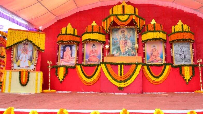 Datta Jayanti 2018 : दत्त जयंती साजरी करण्याचा आज मुहूर्त, वेळ आणि विधी काय ? Datta Jayanti 2018 : दत्त जयंती साजरी करण्याचा आज मुहूर्त, वेळ आणि विधी काय ?