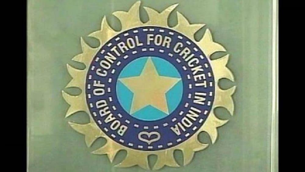 भारतात क्रिकेट खेळणे असुरक्षित असल्याच्या PCB च्या बालिश विधानावर BCCI ने केला पलटवार, म्हणाले -'स्वत:च्या देशाचा विचार करा' भारतात क्रिकेट खेळणे असुरक्षित असल्याच्या PCB च्या बालिश विधानावर BCCI ने केला पलटवार, म्हणाले -'स्वत:च्या देशाचा विचार करा'