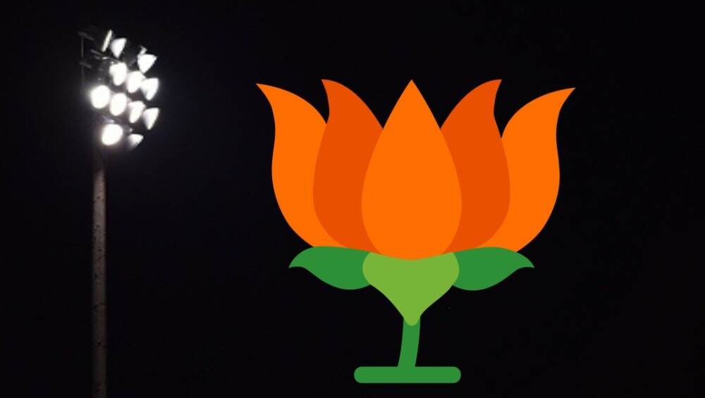 भाजपला धक्का; खासदार सावित्री फुले यांचा पक्षचा राजीनामा; पुन्हा कधीच भाजपवापसी न करण्याची घेतली शपथ भाजपला धक्का; खासदार सावित्री फुले यांचा पक्षचा राजीनामा; पुन्हा कधीच भाजपवापसी न करण्याची घेतली शपथ
