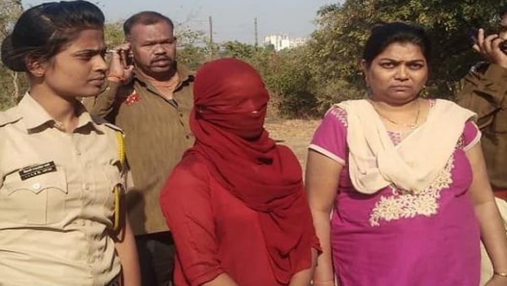 डोंबिवलीतील लिंग कापलेल्या त्या तरुणाचा अखेर मृत्यू डोंबिवलीतील लिंग कापलेल्या त्या तरुणाचा अखेर मृत्यू