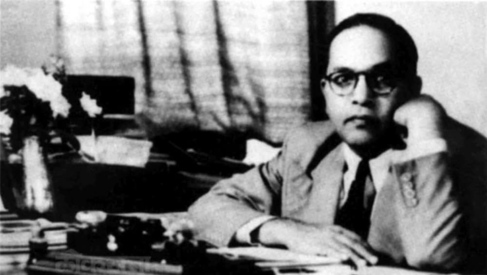 Dr. Ambedkar Mahaparinirvan Din 2018 : डॉ. आंबेडकरांच्या कार्याचा गौरव करणारी लोकप्रिय भीमगीतं Dr. Ambedkar Mahaparinirvan Din 2018 : डॉ. आंबेडकरांच्या कार्याचा गौरव करणारी लोकप्रिय भीमगीतं