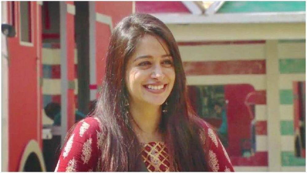 Bigg Boss 12 ची विजेती ठरलेल्या Dipika Kakar बद्दल काही खास गोष्टी! Bigg Boss 12 ची विजेती ठरलेल्या Dipika Kakar बद्दल काही खास गोष्टी!