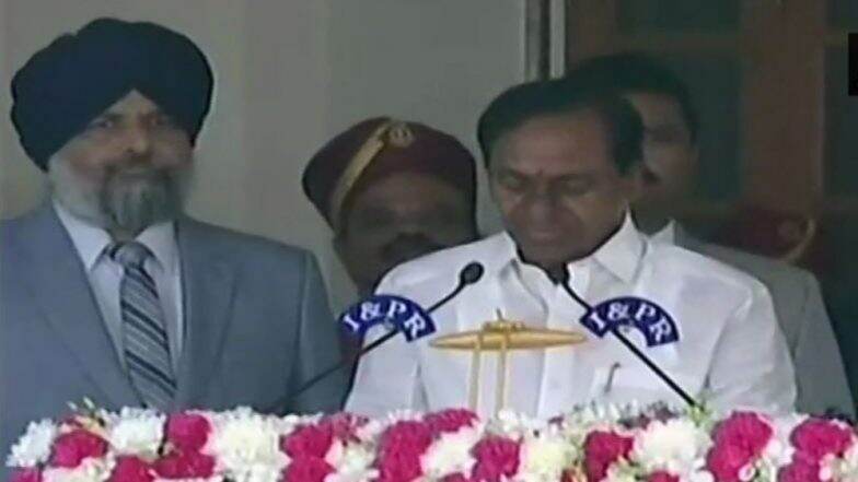 के. चंद्रशेखर राव पुन्हा तेलंगणा राज्याच्या मुख्यमंत्री पदी विराजमान! के. चंद्रशेखर राव पुन्हा तेलंगणा राज्याच्या मुख्यमंत्री पदी विराजमान!