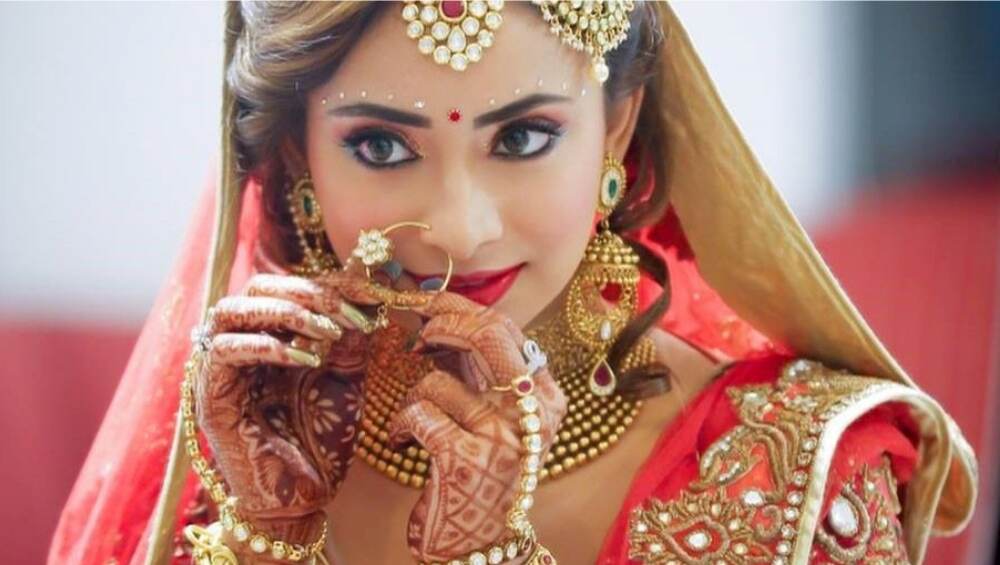 नवं वधूने चुकूनही 'या' ब्युटी टिप्स वापरु नका! नवं वधूने चुकूनही 'या' ब्युटी टिप्स वापरु नका!