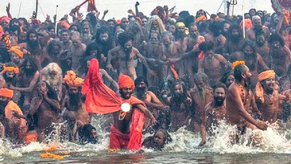 Kumbh Mela 2019: कुंभमेळ्यात 'या' दिवशी होणार शाही स्नान; जाणून घ्या प्रत्येक दिवसाचे महत्त्व Kumbh Mela 2019: कुंभमेळ्यात 'या' दिवशी होणार शाही स्नान; जाणून घ्या प्रत्येक दिवसाचे महत्त्व