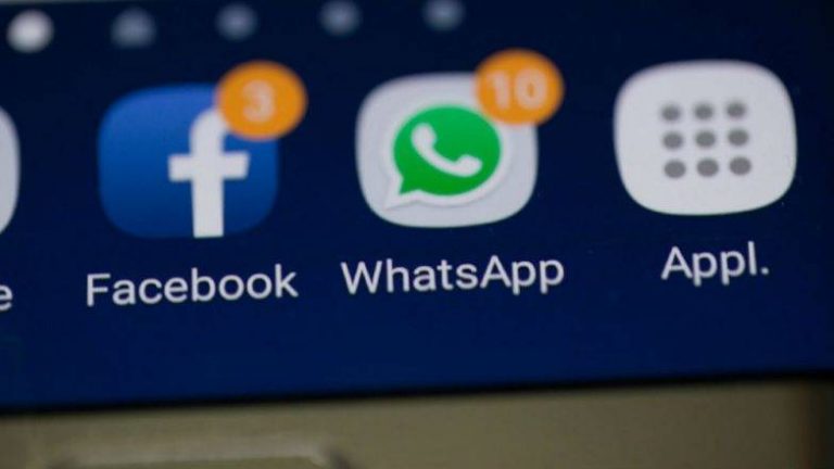 जगभरात WhatsApp, Instagram आणि Facebook झाले Down; युजर्सनी ट्वीटरवर शेअर केले मजेशीर मीम्स