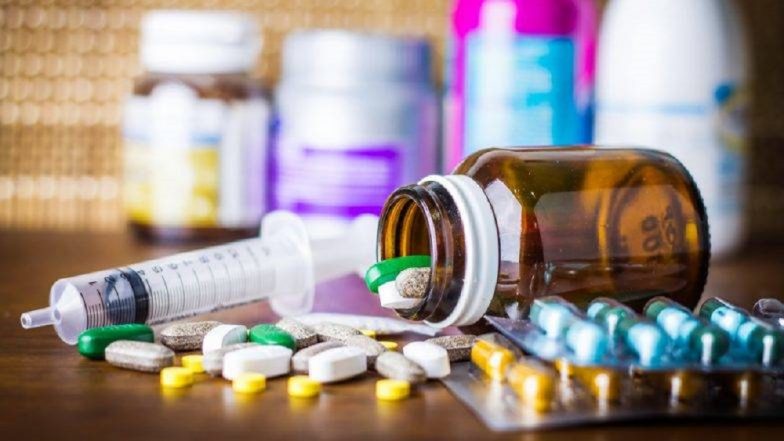 Hydroxychloroquine म्हणजे काय? कोरोना व्हायरस ला लढा देण्यासाठी डोनाल्ड ट्रम्प ज्या औषधाची मागणी करत आहेत त्याविषयी सविस्तर जाणून घ्या