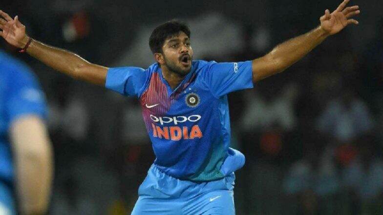 India Vs Australia 3rd ODI: तिसऱ्या एकदिवसीय सामन्यात विजय शंकर याला का मिळाले संघात स्थान? India Vs Australia 3rd ODI: तिसऱ्या एकदिवसीय सामन्यात विजय शंकर याला का मिळाले संघात स्थान?