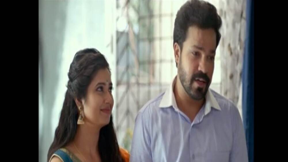 Dokyala Shot Trailer: सुव्रत जोशी-प्राजक्ता माळी यांची हटके लव्हस्टोरी असलेला 'डोक्याला शॉट' सिनेमाचा ट्रेलर रसिकांच्या भेटीला! Dokyala Shot Trailer: सुव्रत जोशी-प्राजक्ता माळी यांची हटके लव्हस्टोरी असलेला 'डोक्याला शॉट' सिनेमाचा ट्रेलर रसिकांच्या भेटीला!