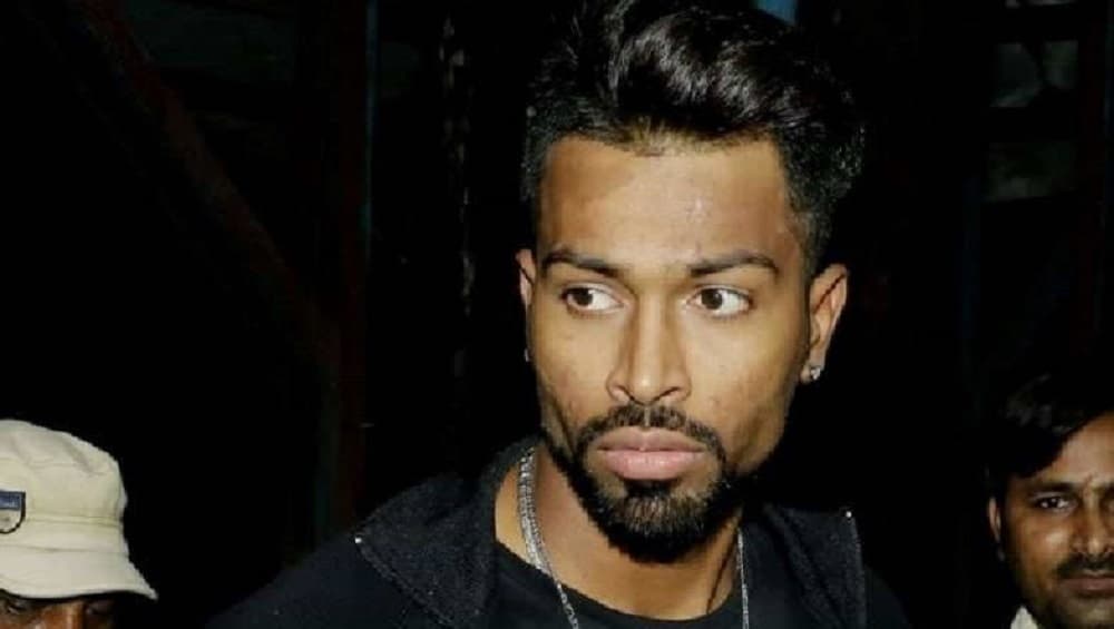 IND vs NZ: हार्दिक पंड्या Unwell! न्यूझीलंड विरुद्धच्या कसोटी मालिकेत नसणार टीम इंडियाचा ऑल राउंडर IND vs NZ: हार्दिक पंड्या Unwell! न्यूझीलंड विरुद्धच्या कसोटी मालिकेत नसणार टीम इंडियाचा ऑल राउंडर