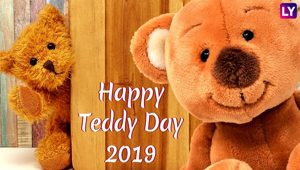 Happy Teddy Day 2019: टेडी डे' साठी खास मराठमोळी शुभेच्छापत्रे Facebook, WhatsApp Status, SMS, Greetings च्या माध्यमातून पाठवा तुमच्या प्रिय व्यक्तीला Happy Teddy Day 2019: टेडी डे' साठी खास मराठमोळी शुभेच्छापत्रे Facebook, WhatsApp Status, SMS, Greetings च्या माध्यमातून पाठवा तुमच्या प्रिय व्यक्तीला