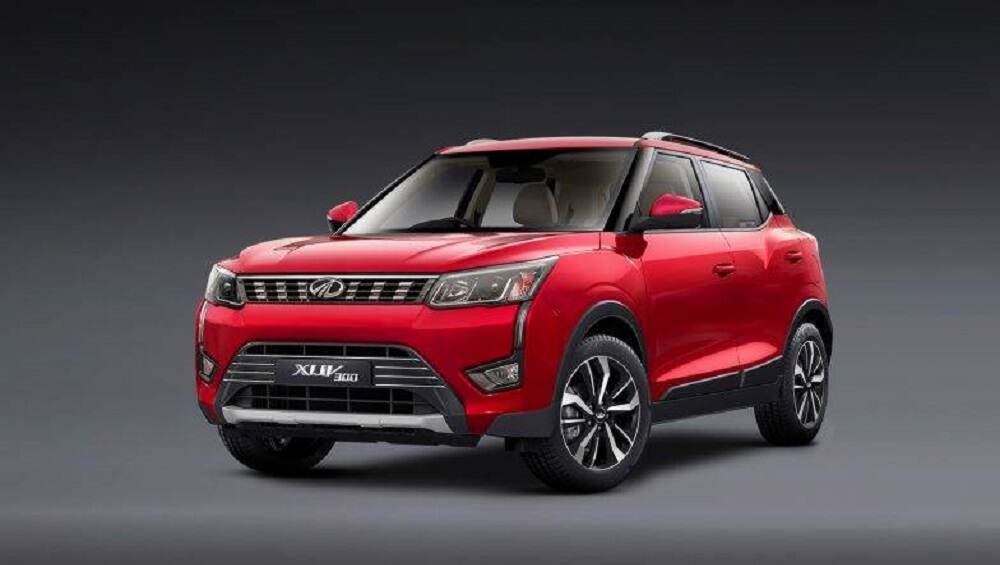 XUV 300 Launched: Mahindra ने लॉन्च केली धमाकेदार कार; जाणून घ्या फिचर्स आणि किंमत XUV 300 Launched: Mahindra ने लॉन्च केली धमाकेदार कार; जाणून घ्या फिचर्स आणि किंमत
