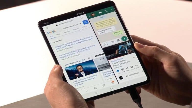 Samsung ने लॉंंच केला फोल्डेबल फोन; तब्बल 6 कॅमेरे, 1 लाख 41 किंमत जाणून घ्या इतर फीचर्स Samsung ने लॉंंच केला फोल्डेबल फोन; तब्बल 6 कॅमेरे, 1 लाख 41 किंमत जाणून घ्या इतर फीचर्स