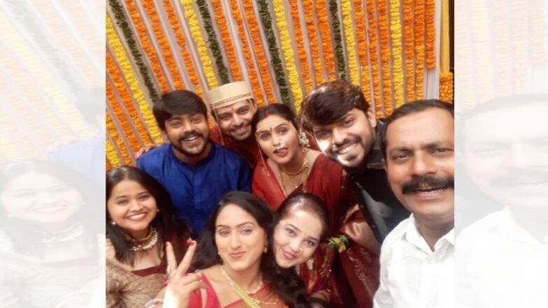 'जय मल्हार' फेम सुरभी हांडे विवाहबद्ध (Photos) 'जय मल्हार' फेम सुरभी हांडे विवाहबद्ध (Photos)