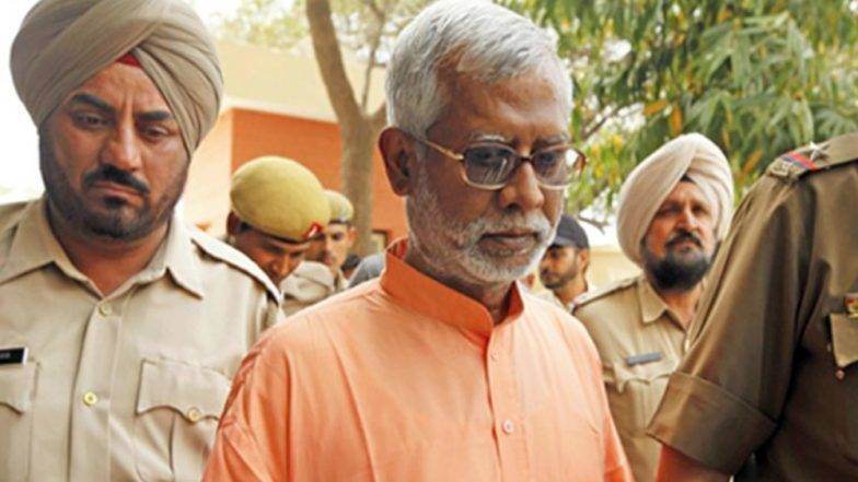 समझोता एक्सप्रेस बॉम्बस्फोट प्रकरण: न्यायालयाने निकाल राखून ठेवला, आता 14 मार्चला होणार सुनावणी समझोता एक्सप्रेस बॉम्बस्फोट प्रकरण: न्यायालयाने निकाल राखून ठेवला, आता 14 मार्चला होणार सुनावणी