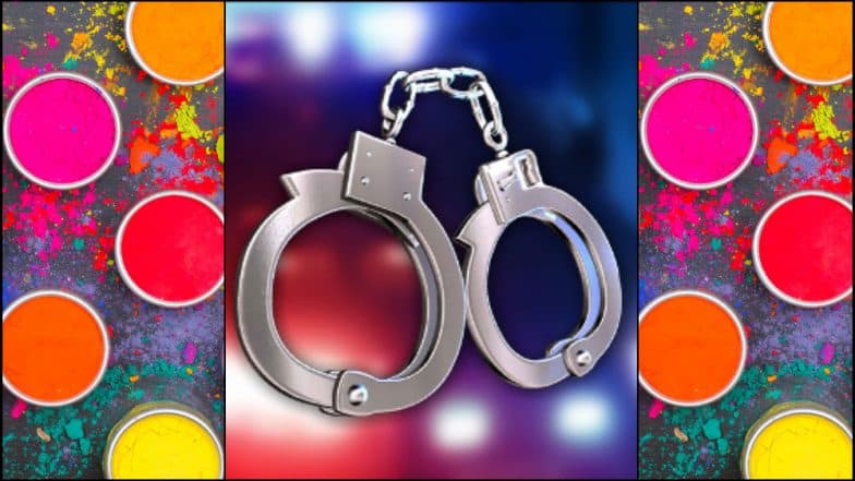Holi 2019: सावधान! होळी साजरी करा, रंग उधळा पण, रंगाचा ‘बेरंग’ केल्यास अटक नक्की: मुंबई पोलीस Holi 2019: सावधान! होळी साजरी करा, रंग उधळा पण, रंगाचा ‘बेरंग’ केल्यास अटक नक्की: मुंबई पोलीस