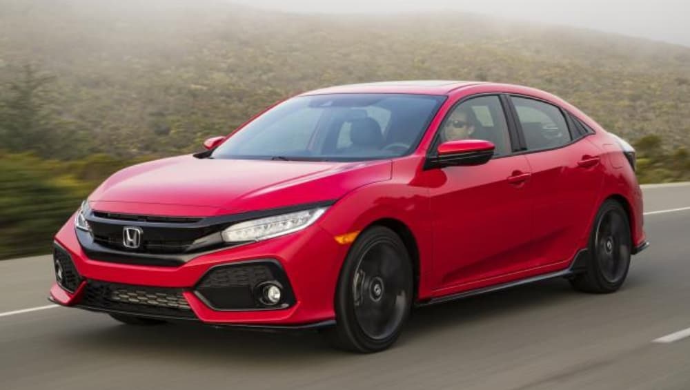 भारतात लॉन्च झाली नवी Honda Civic, जाणून घ्या किंमत आणि खासियत भारतात लॉन्च झाली नवी Honda Civic, जाणून घ्या किंमत आणि खासियत