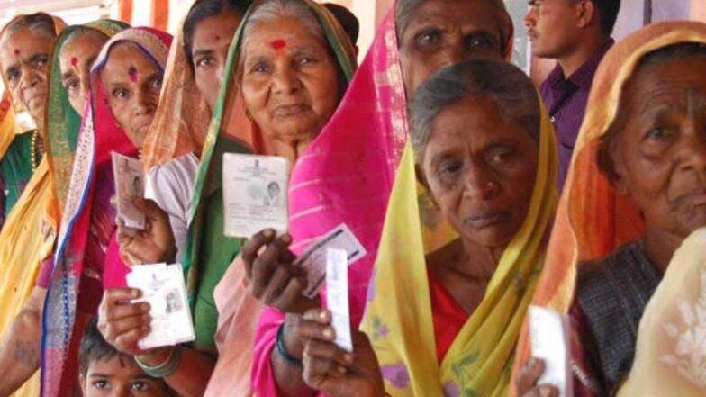 मतदार यादीमधून देशातील तब्बल 2 कोटी 10 लाख महिलांची नावे अदृश्य मतदार यादीमधून देशातील तब्बल 2 कोटी 10 लाख महिलांची नावे अदृश्य
