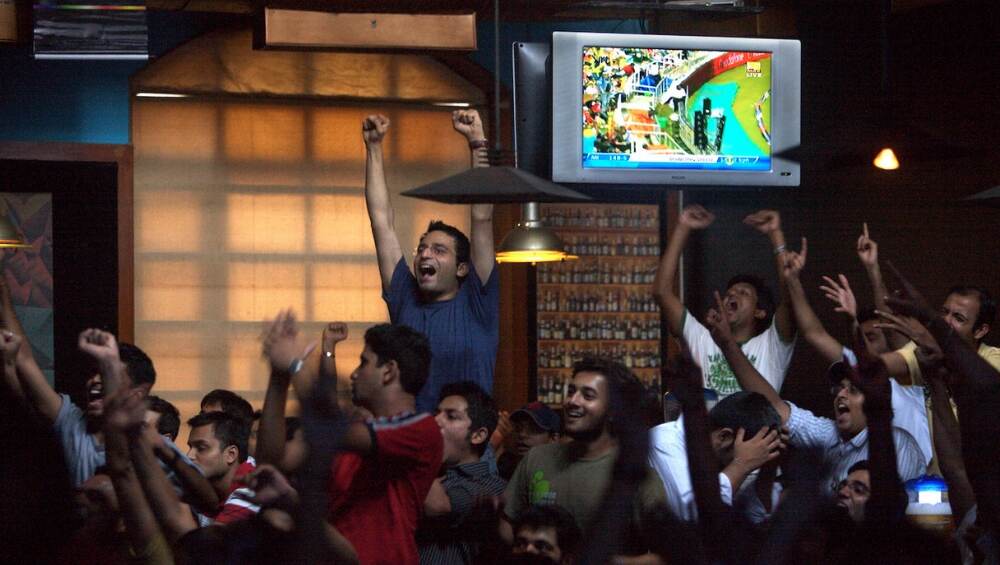 IPL चे सर्व सामने फ्री मध्ये पाहा, Tata Sky आणि Airtel DTH यांची युजर्ससाठी खास सेवा सुरु IPL चे सर्व सामने फ्री मध्ये पाहा, Tata Sky आणि Airtel DTH यांची युजर्ससाठी खास सेवा सुरु