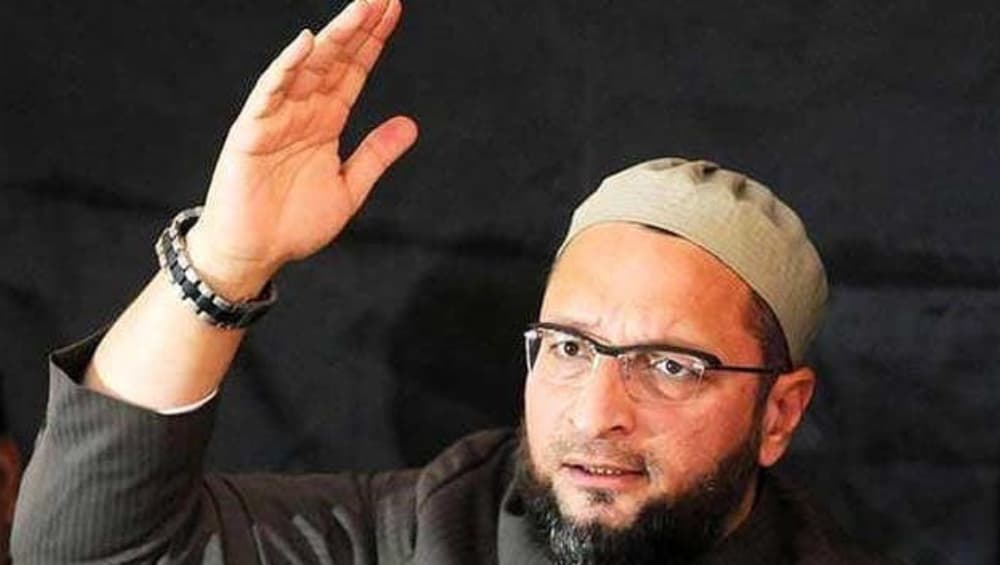 मोहन भागवत यांच्यावर टीका करत असदुद्दीन औवेसी यांनी म्हटले- भारत हा कधीच हिंदू राष्ट्र नव्हता, आहे आणि होणार ही नाही मोहन भागवत यांच्यावर टीका करत असदुद्दीन औवेसी यांनी म्हटले- भारत हा कधीच हिंदू राष्ट्र नव्हता, आहे आणि होणार ही नाही