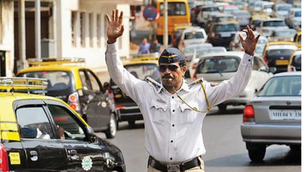 Balasaheb Thackeray 7th Death Anniversary: बाळासाहेब ठाकरे यांच्या स्मृतीदिनी शिवाजी पार्क परिसरात वाहतूक व्यवस्थेत बदल; जाणून घ्या पर्यायी मार्ग आणि कशी असेल पार्किंगची व्यवस्था Balasaheb Thackeray 7th Death Anniversary: बाळासाहेब ठाकरे यांच्या स्मृतीदिनी शिवाजी पार्क परिसरात वाहतूक व्यवस्थेत बदल; जाणून घ्या पर्यायी मार्ग आणि कशी असेल पार्किंगची व्यवस्था